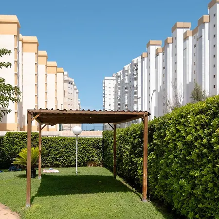 De Diseno Con Piscina Junto Al Mar Gandiazar Iv شقة